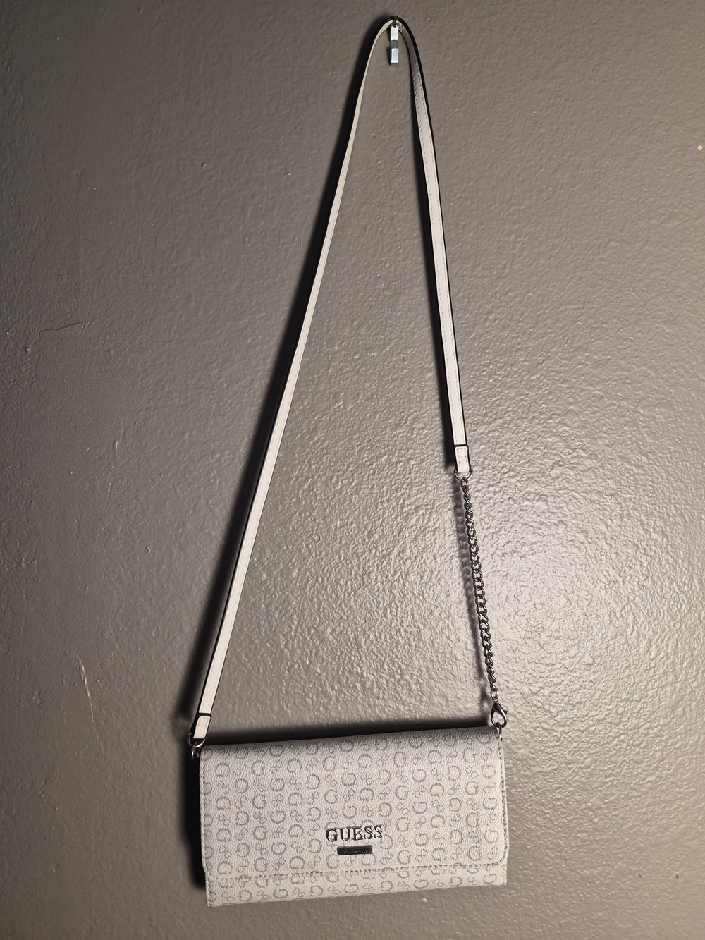 GUESS White Logo Crossbody Wallet